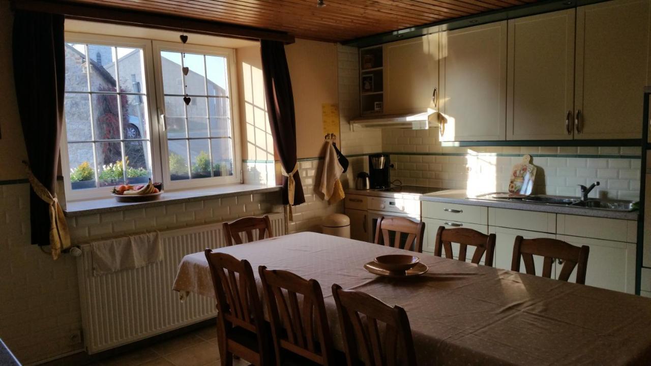 Gite Du Soleil Anhee Exterior photo