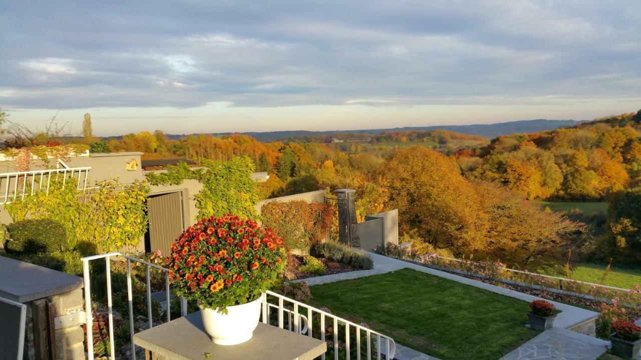 Gite Du Soleil Anhee Exterior photo